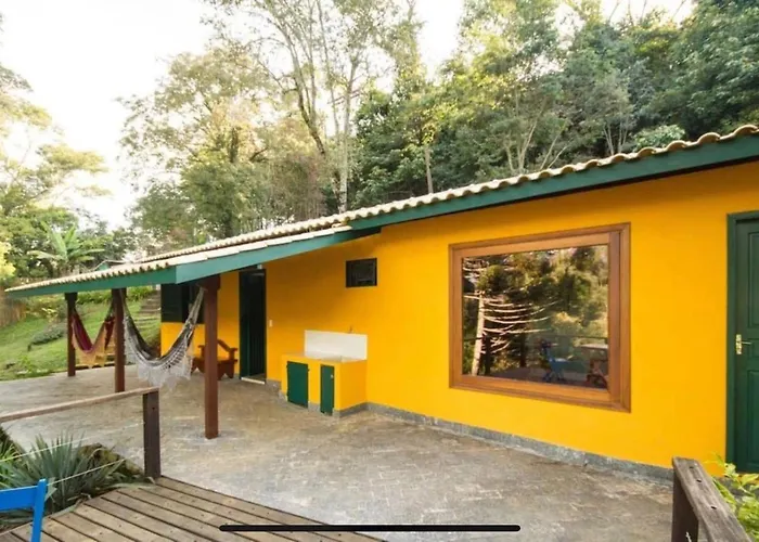 Casa da Onça no bairro dos Mellos